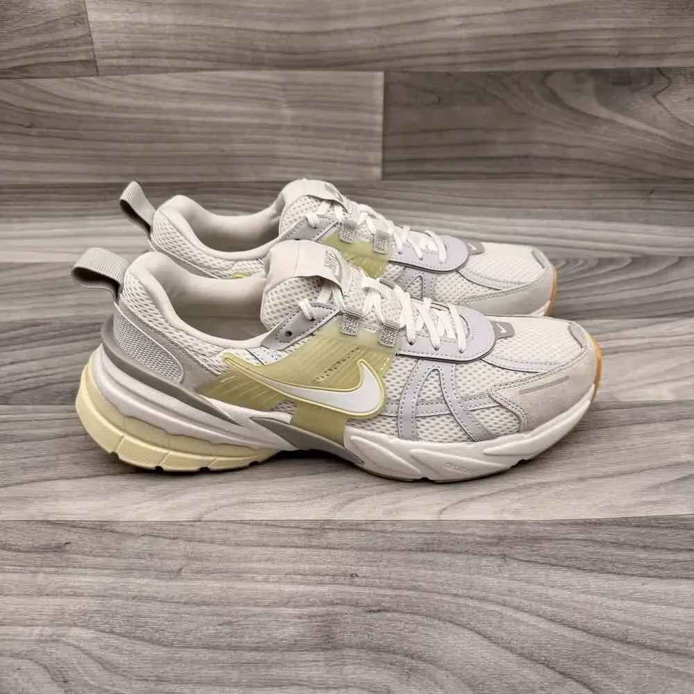 Nike V2K Run Shoes (HV4314-030, Phantom/Light Khaki. Men 10.5 / Women 12